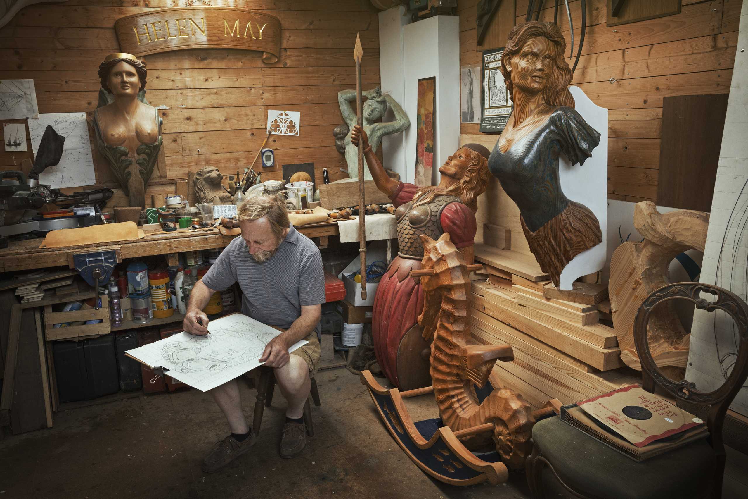 Finishing Techniques – Bringing Your Wood Carvings to Life